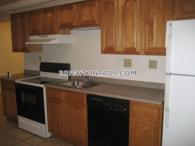 Brighton 3 Bed 2 Bath BOSTON Boston - $3,100