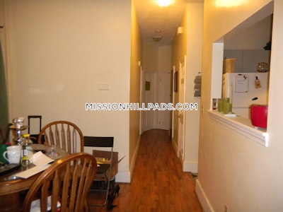 Mission Hill Apartment for rent 3 Bedrooms 1 Bath Boston - $4,200