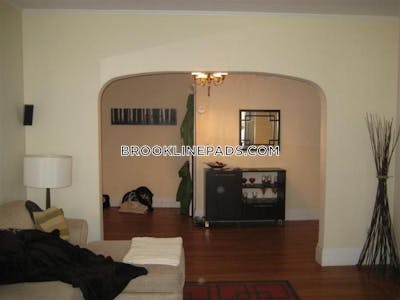 Brookline Apartment for rent 2 Bedrooms 1 Bath  Boston University - $4,300