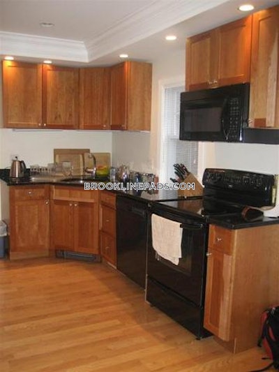 Brookline 2 Beds 1 Bath Brookline  Washington Square - $4,000