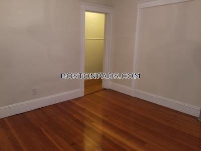 Somerville 3 Bed 1 Bath SOMERVILLE  Tufts - $3,250