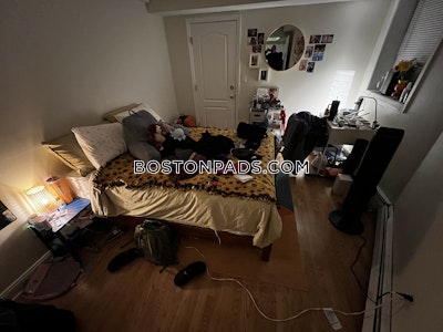 Allston 3 Beds 1 Bath Boston - $3,900