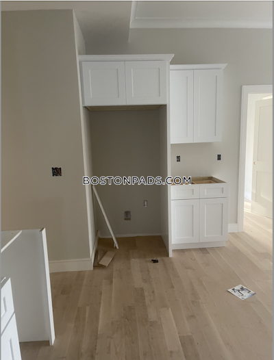 Allston 5 Beds 2 Baths Boston - $6,850 No Fee