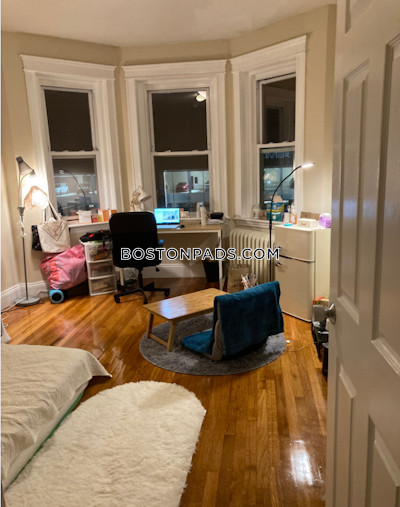 Allston 1 Bed 1 Bath Boston - $2,850