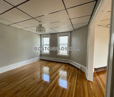 Somerville 2 Bed 1 Bath SOMERVILLE  Winter Hill - $2,500