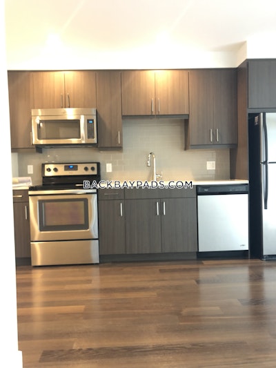 Back Bay 1 Bed 1 Bath Boston - $5,467