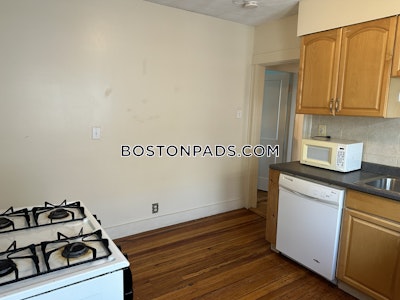 Somerville Apartment for rent 4 Bedrooms 1 Bath  Tufts - $5,000