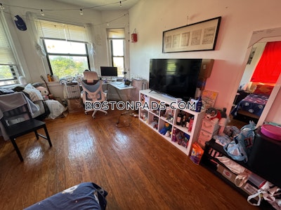 Fort Hill Apartment for rent 4 Bedrooms 1 Bath Boston - $4,000