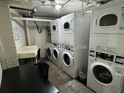 Allston 1 Bed 1 Bath Boston - $2,000