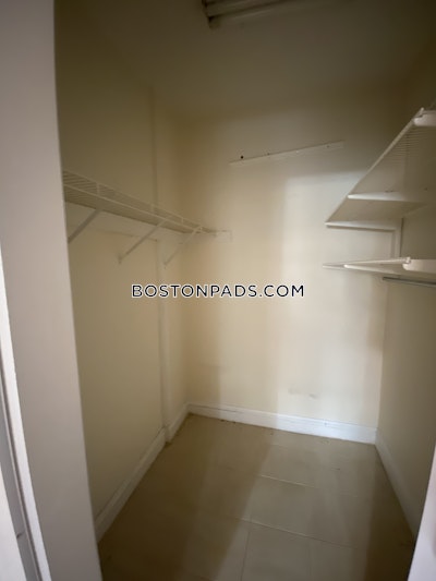 Allston Apartment for rent 1 Bedroom 1 Bath Boston - $2,200